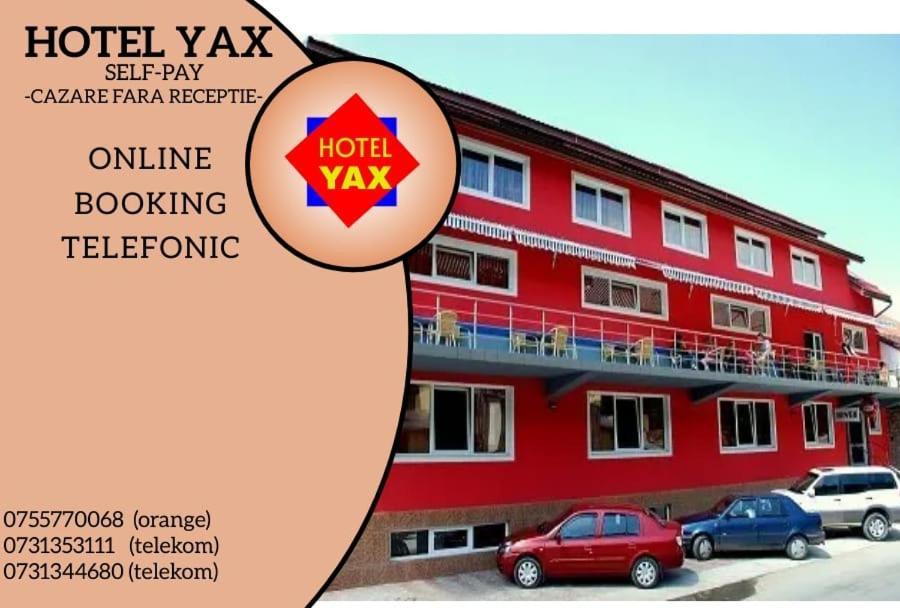 Hotel Yax Cîmpeni Buitenkant foto