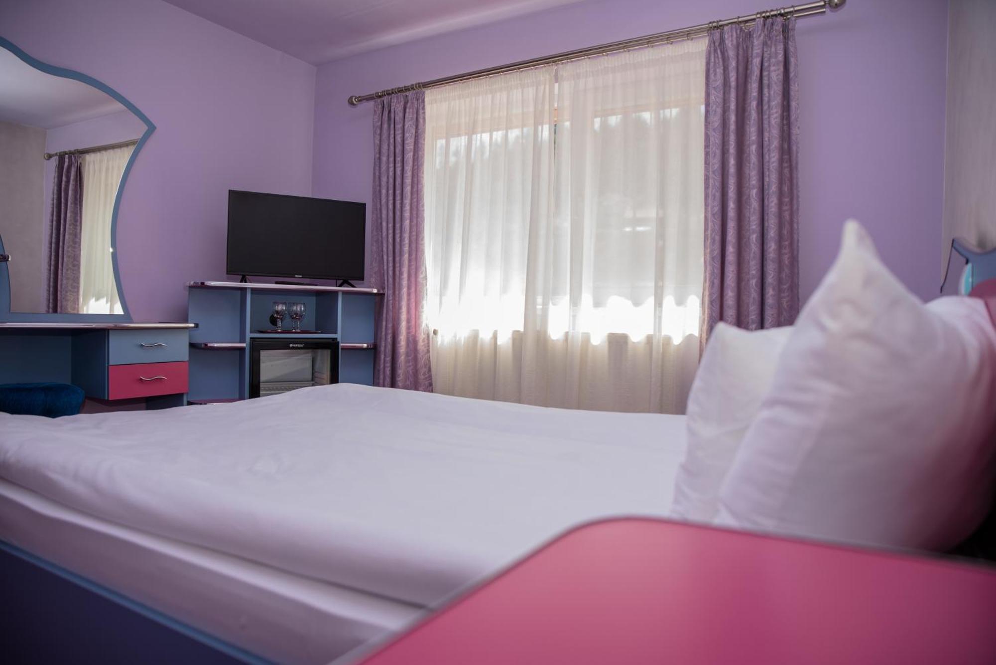 Hotel Yax Cîmpeni Kamer foto