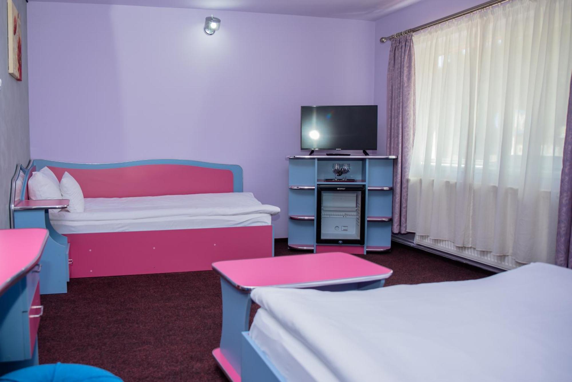 Hotel Yax Cîmpeni Kamer foto
